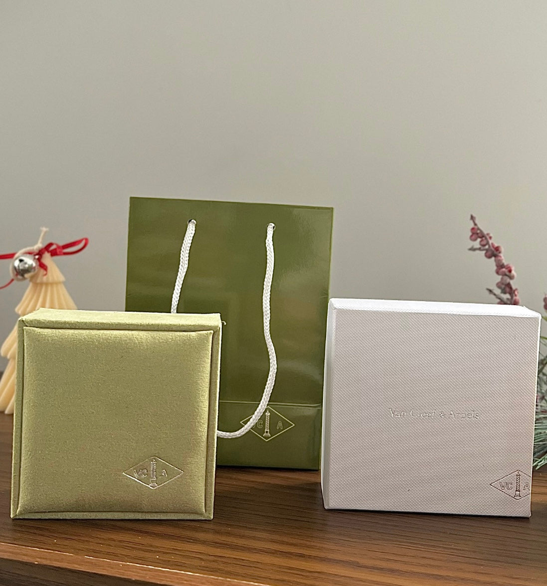 Brazalete Trébol Black & Gold de Van Cleef