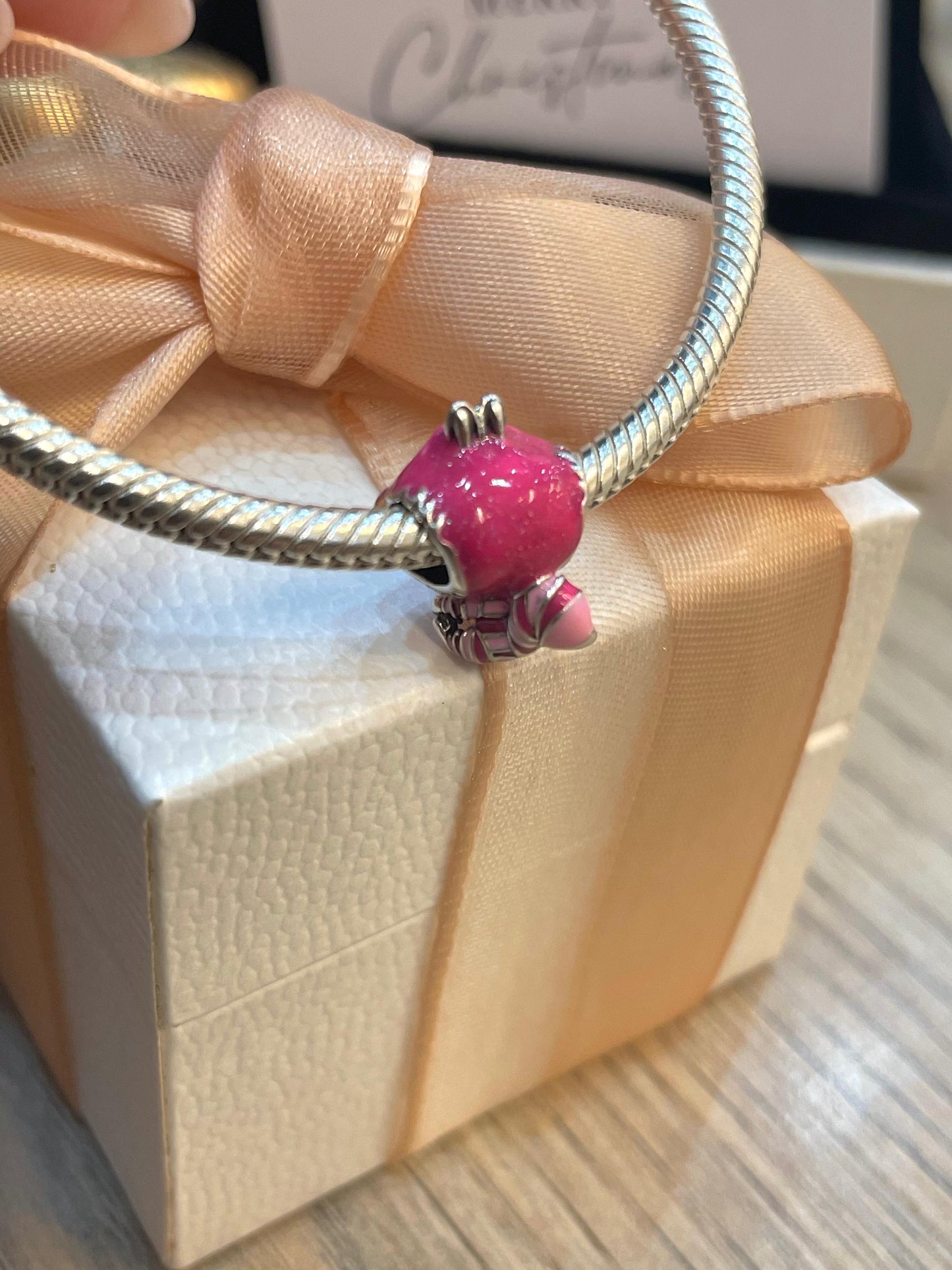 Charm Gato de Cheshire de Alicia en el País de las Maravillas.