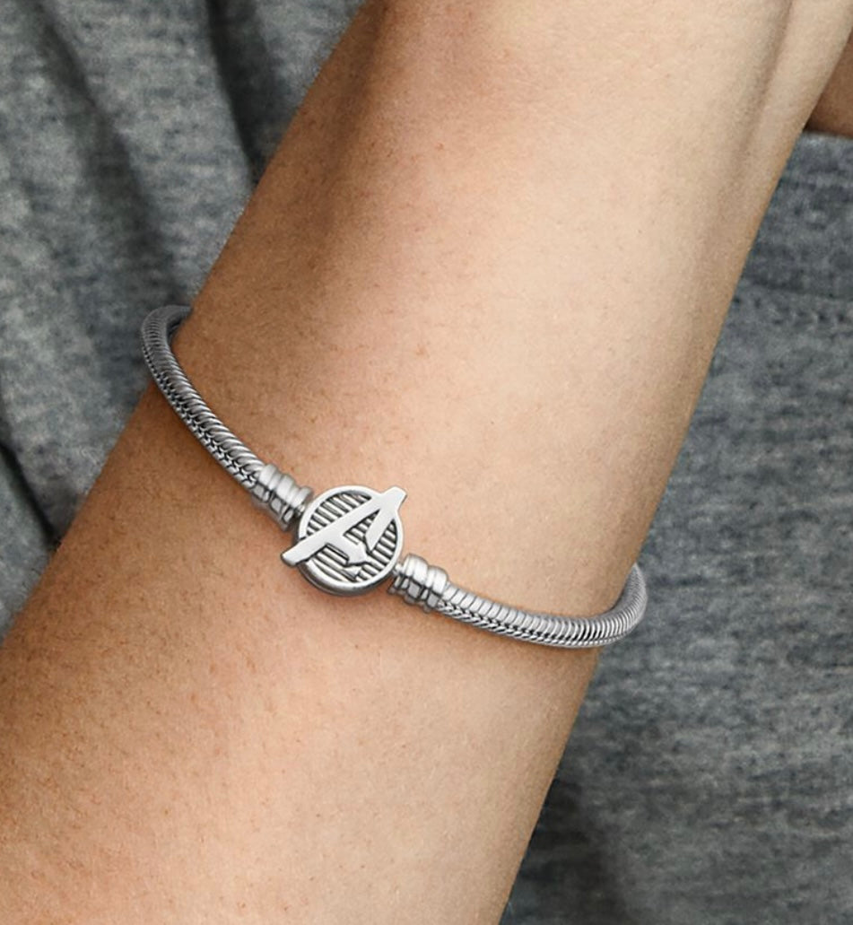 Brazalete de Avengers