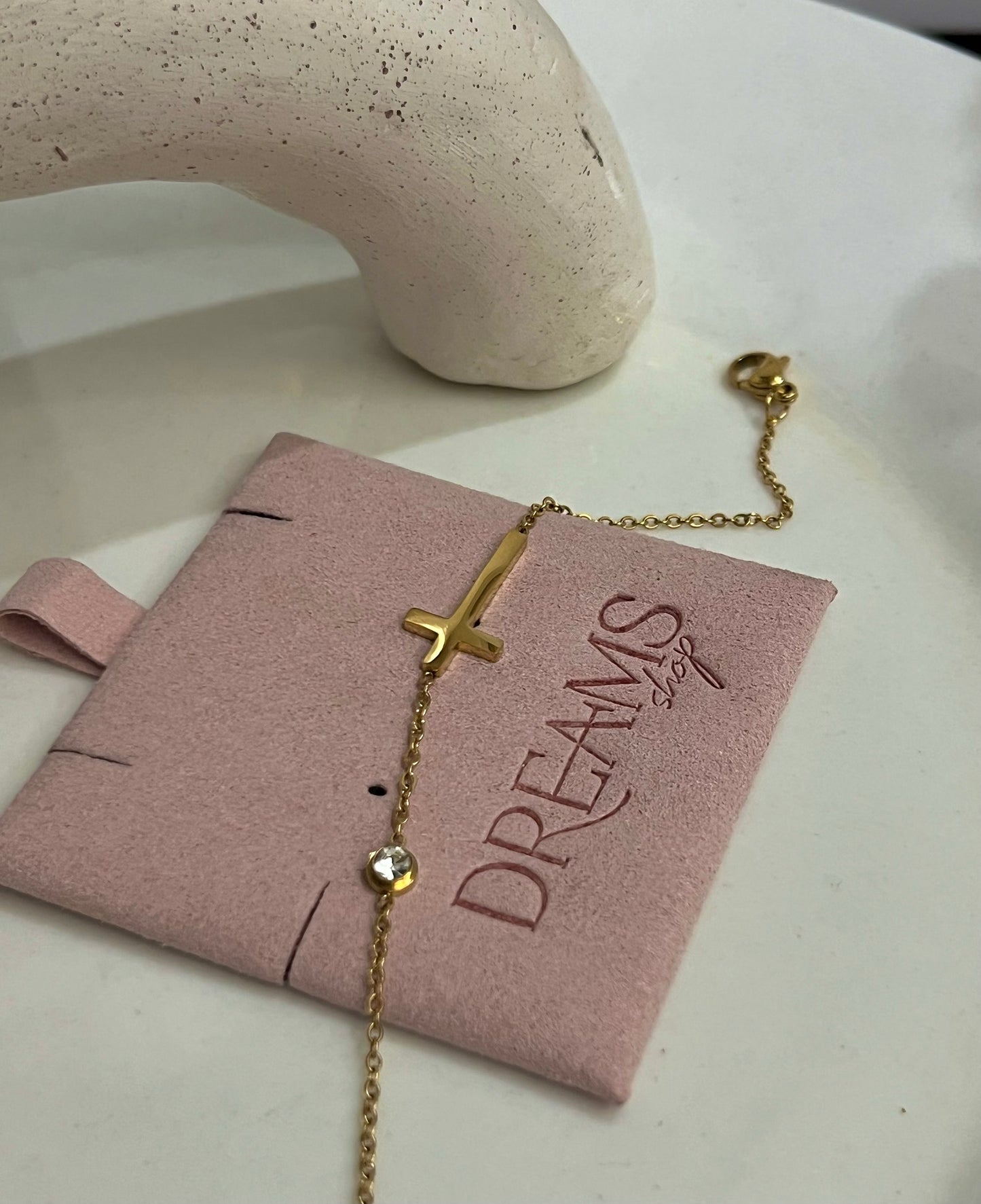 Brazalete Cruz y Circonia - Gold