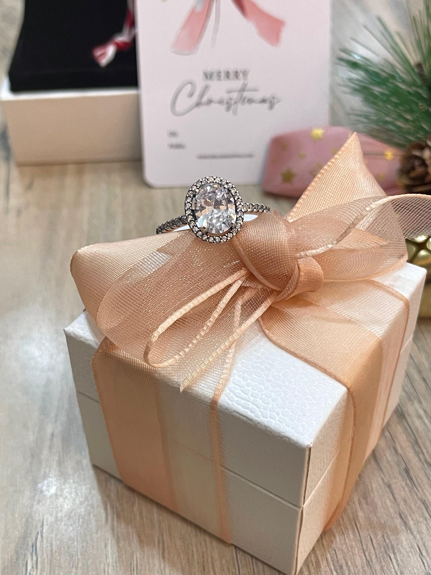 Anillo Halo Ovalado Brillante