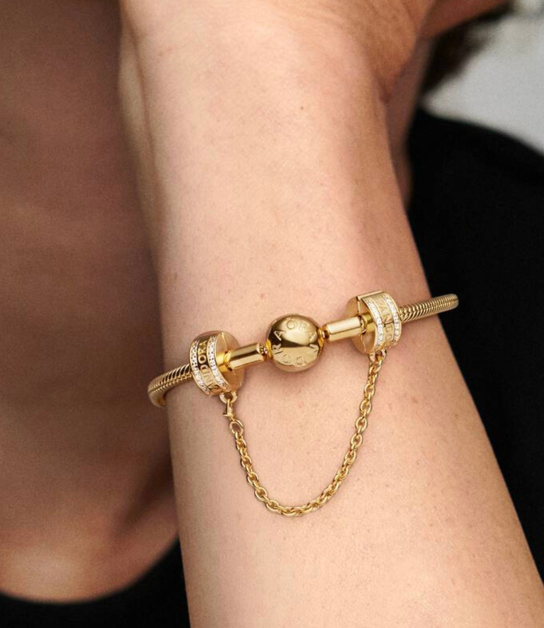 Cadena de Seguridad Logo y Clip - Gold