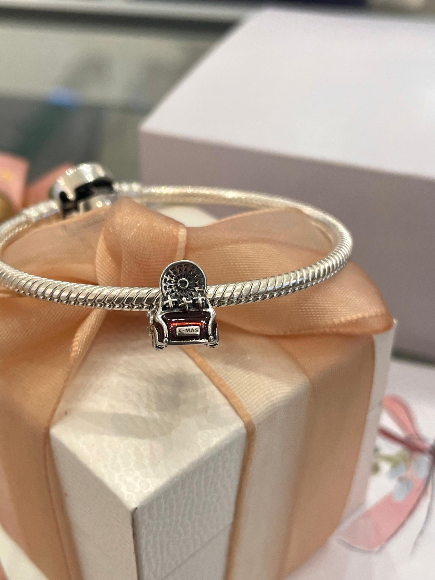 Charm Coche y Árbol de Navidad