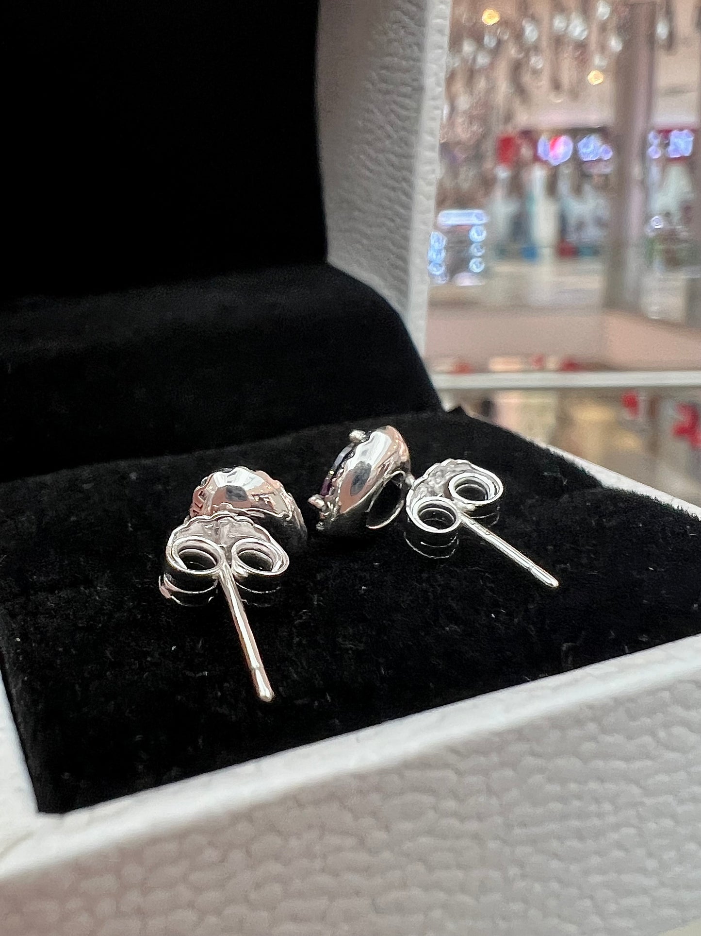 Aretes Corazón Morado