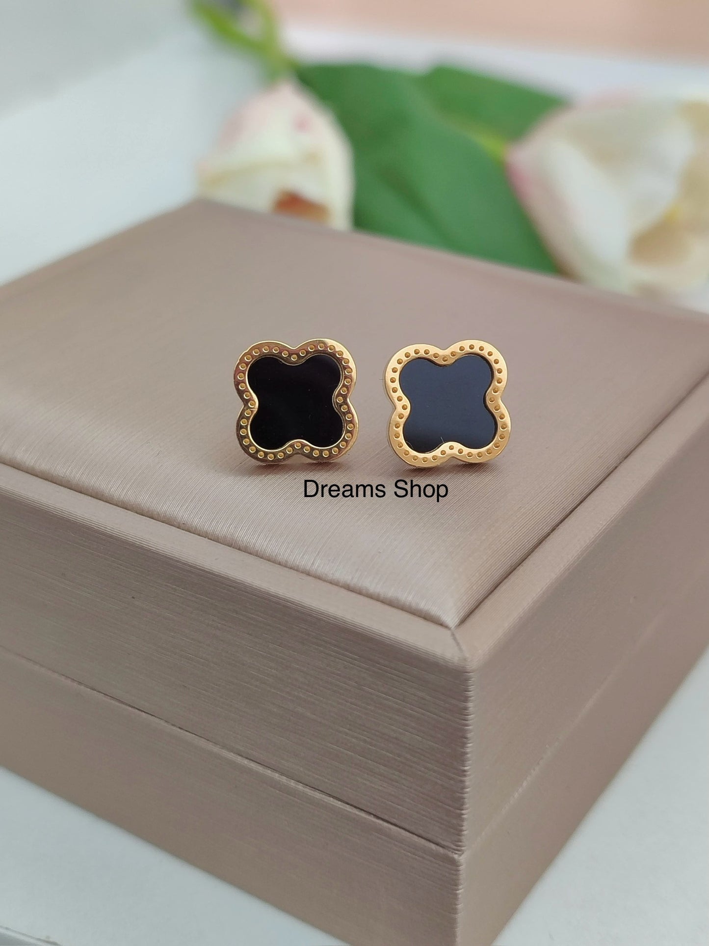 Aretes Trébol - Negro y Dorado
