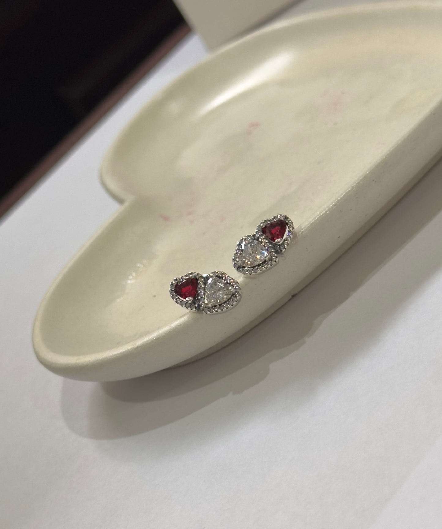 Aretes Halo Corazones Rojo & Silver