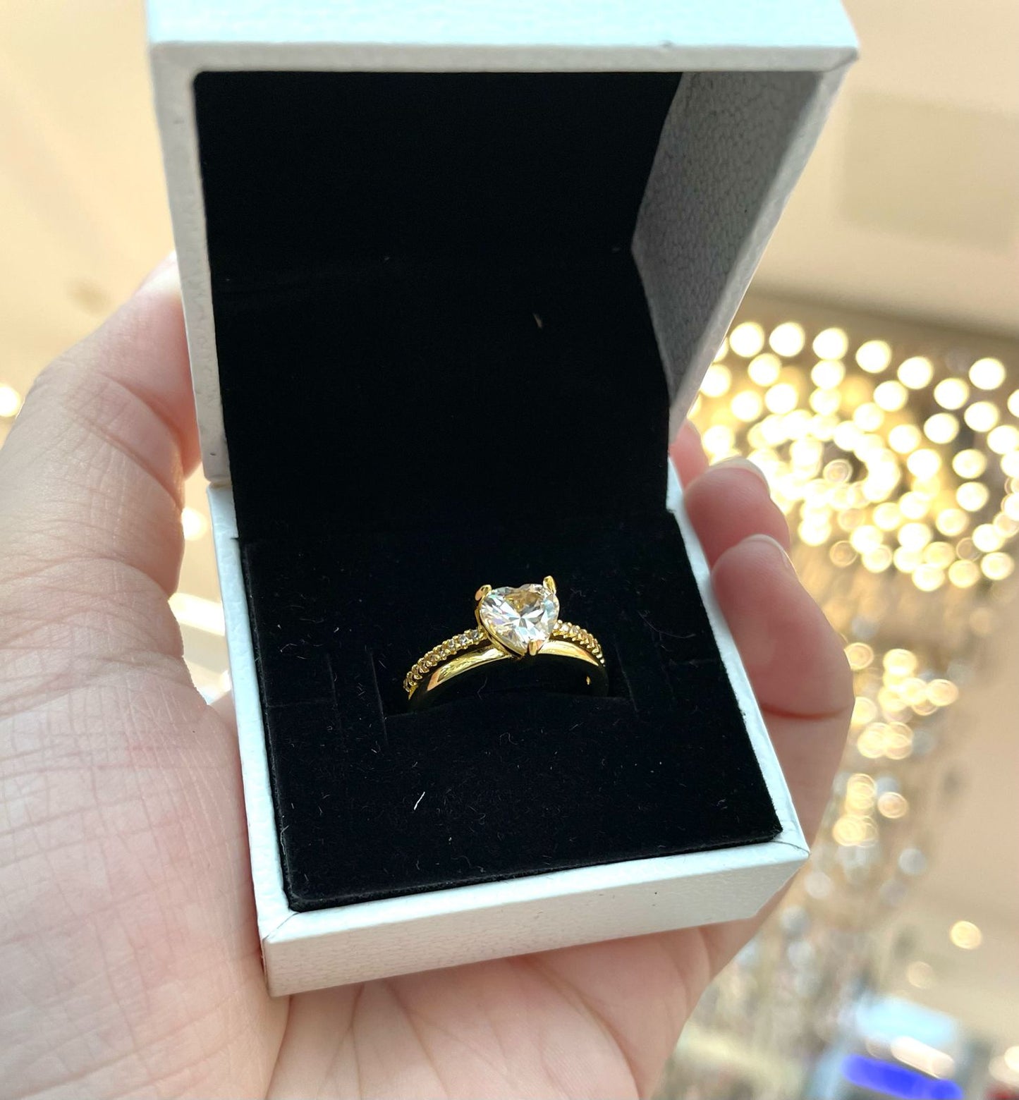 Anillo Corazón Doble Banda Dorado