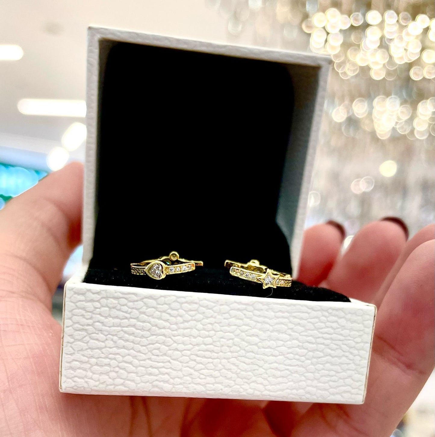 Pendientes de Aro Mickey Mouse y Minnie Mouse de Disney