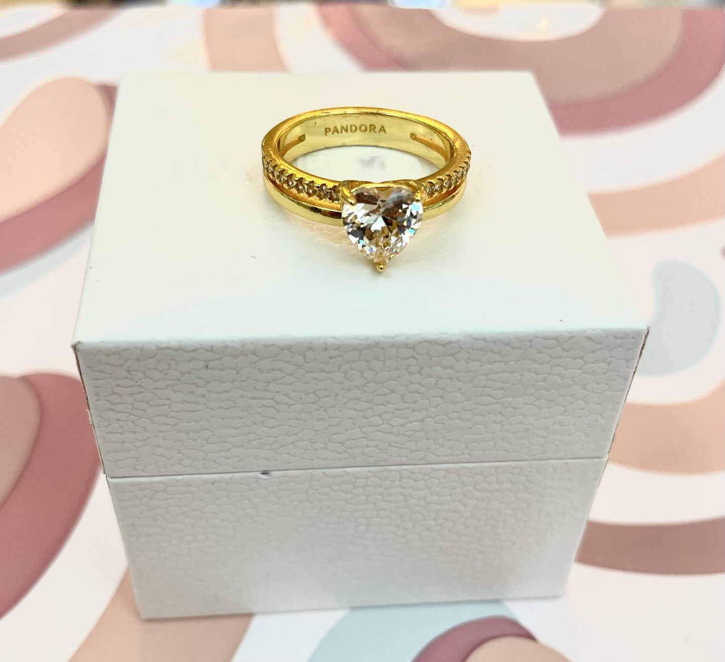 Anillo Corazón Doble Banda Dorado