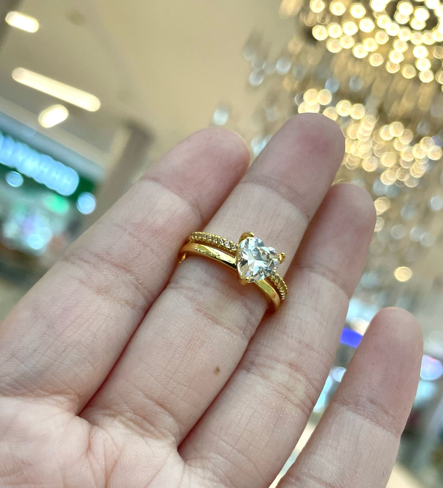 Anillo Corazón Doble Banda Dorado