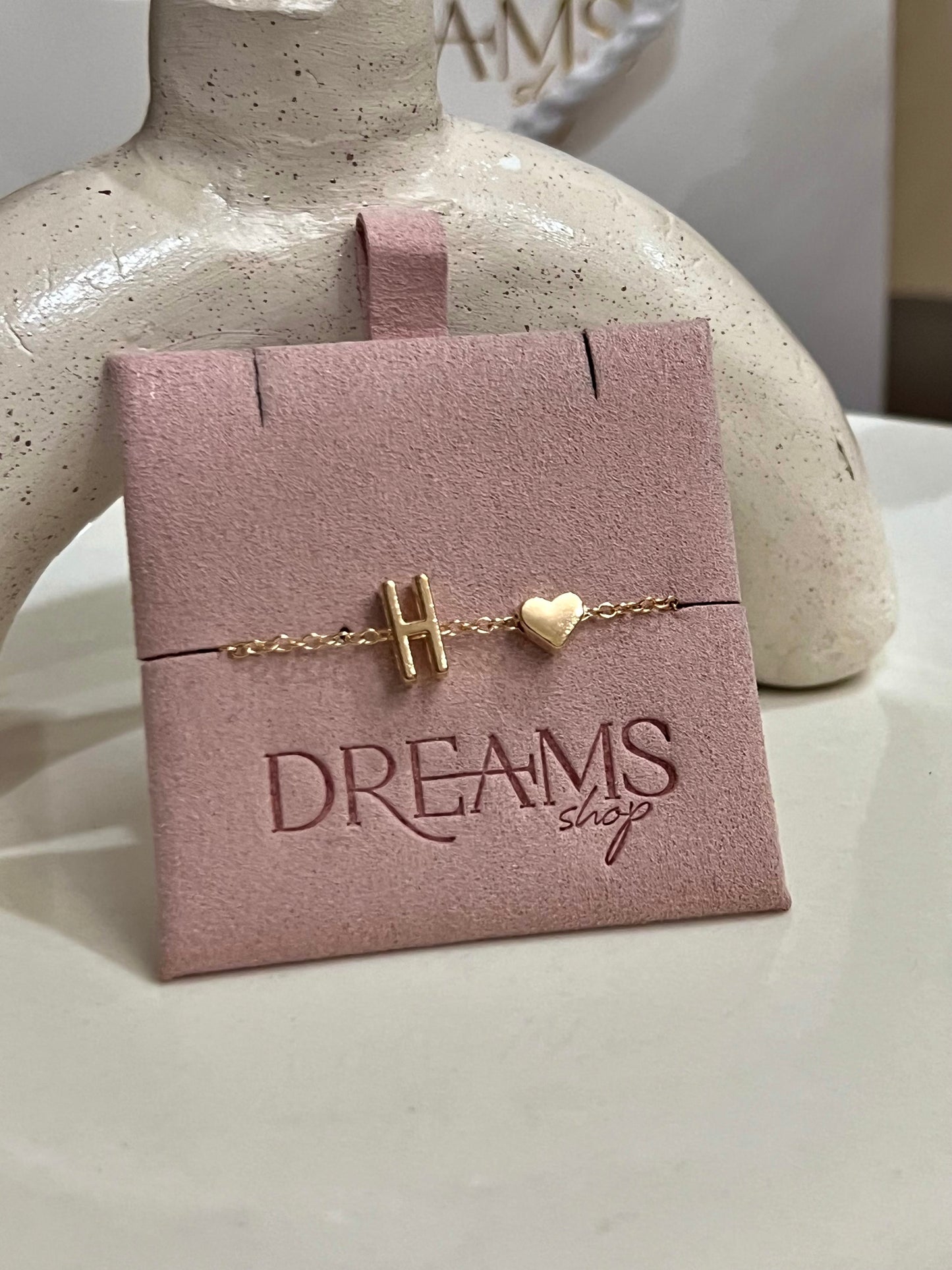 Brazalete Letra “H” & Corazón