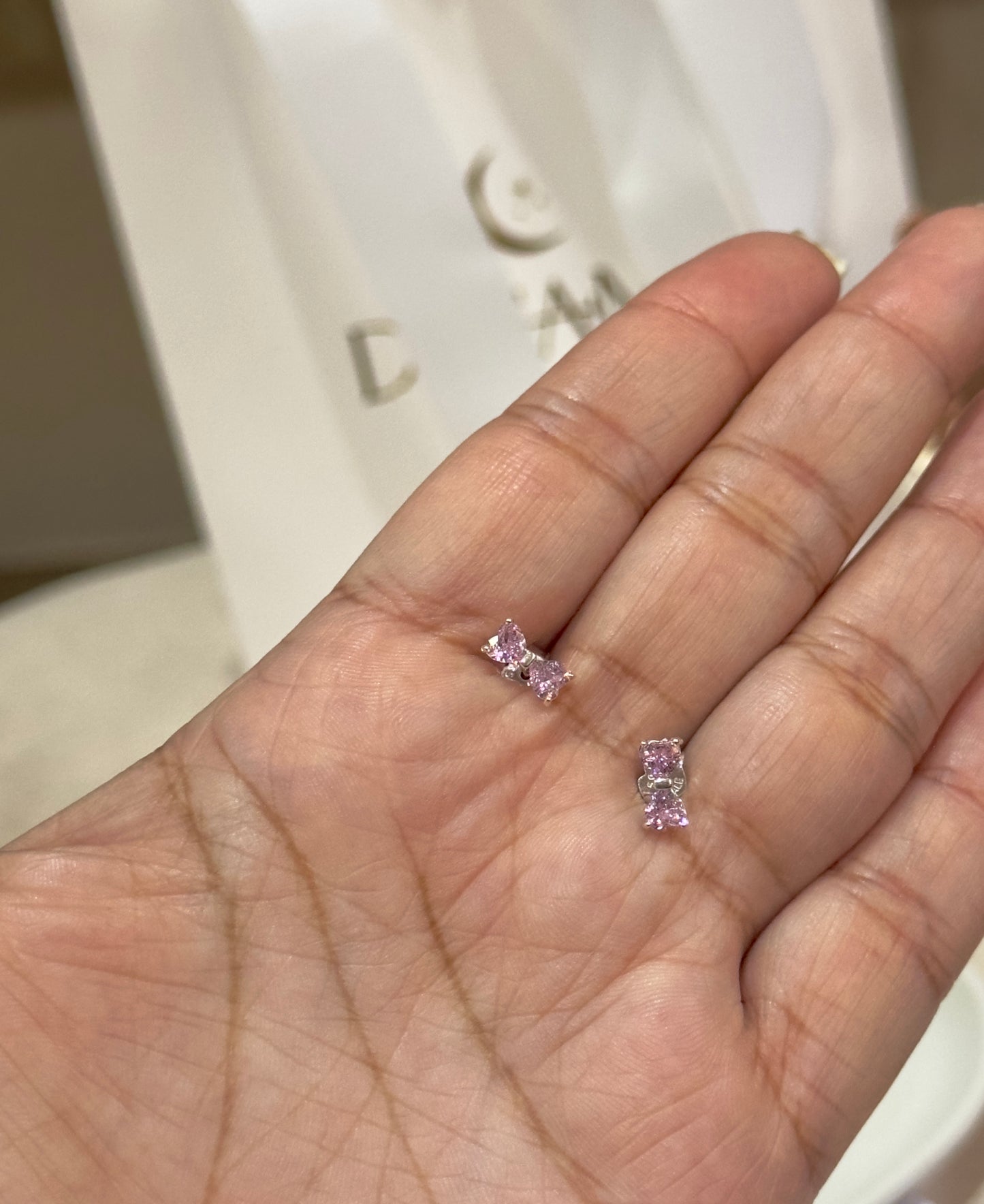 Aretes Lazo Rosa Brillante