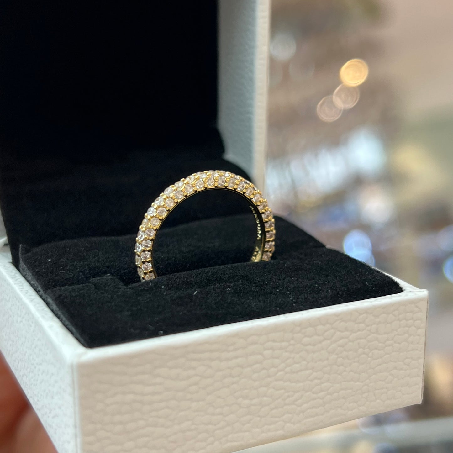 Anillo Banda Brillante Gold