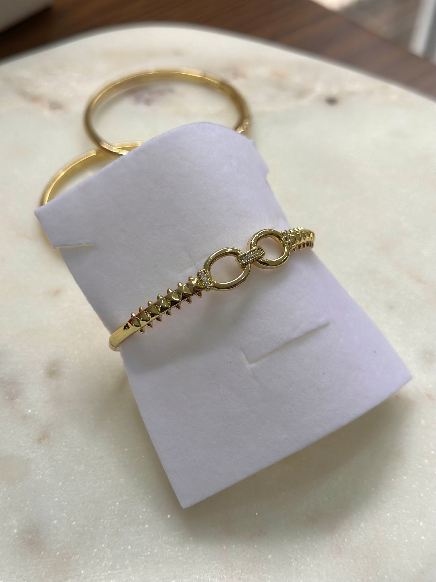 Brazalete Oro Infinito