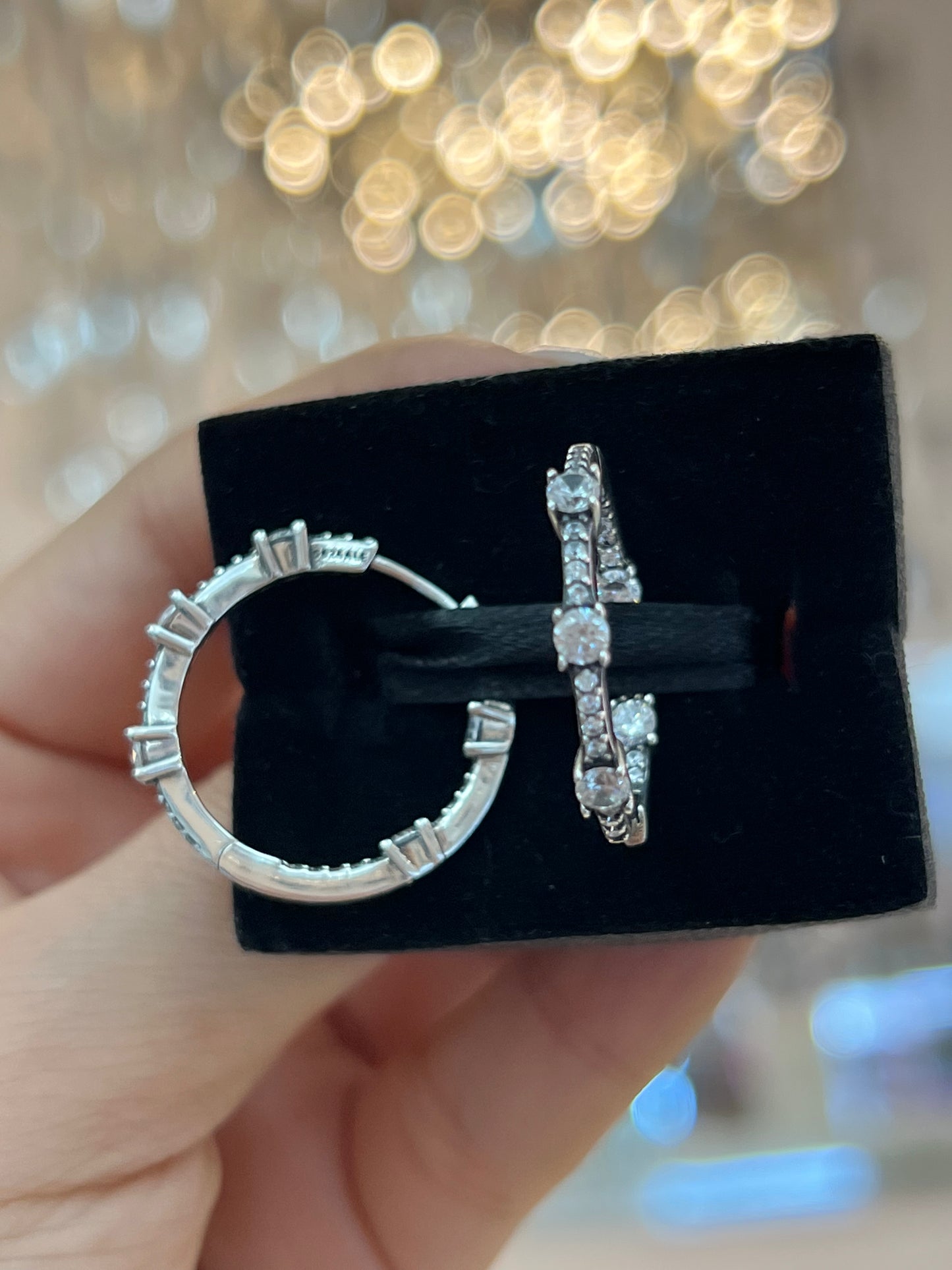 Aretes Barras Brillantes en Pavé