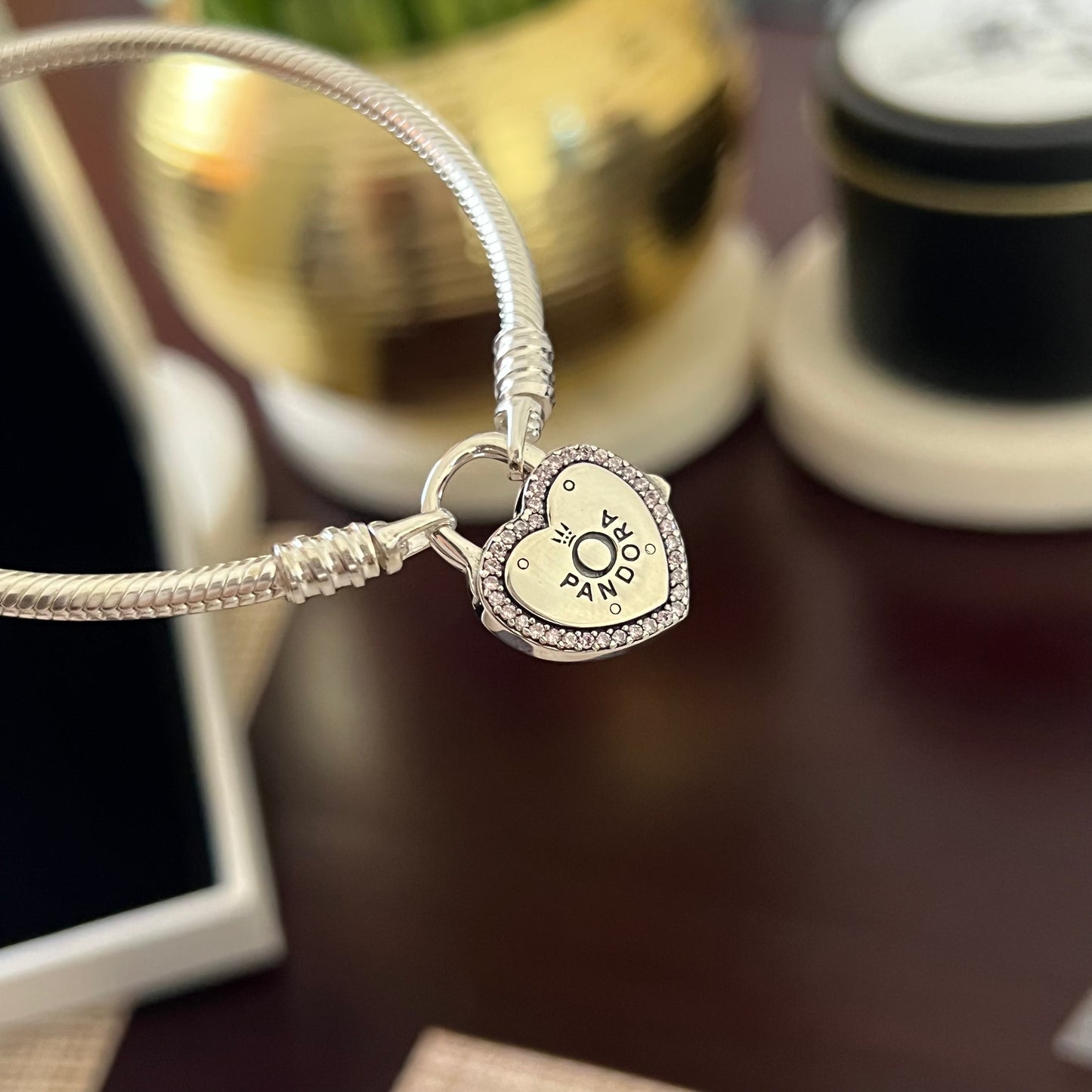 Brazalete Candado Corazón Brillante