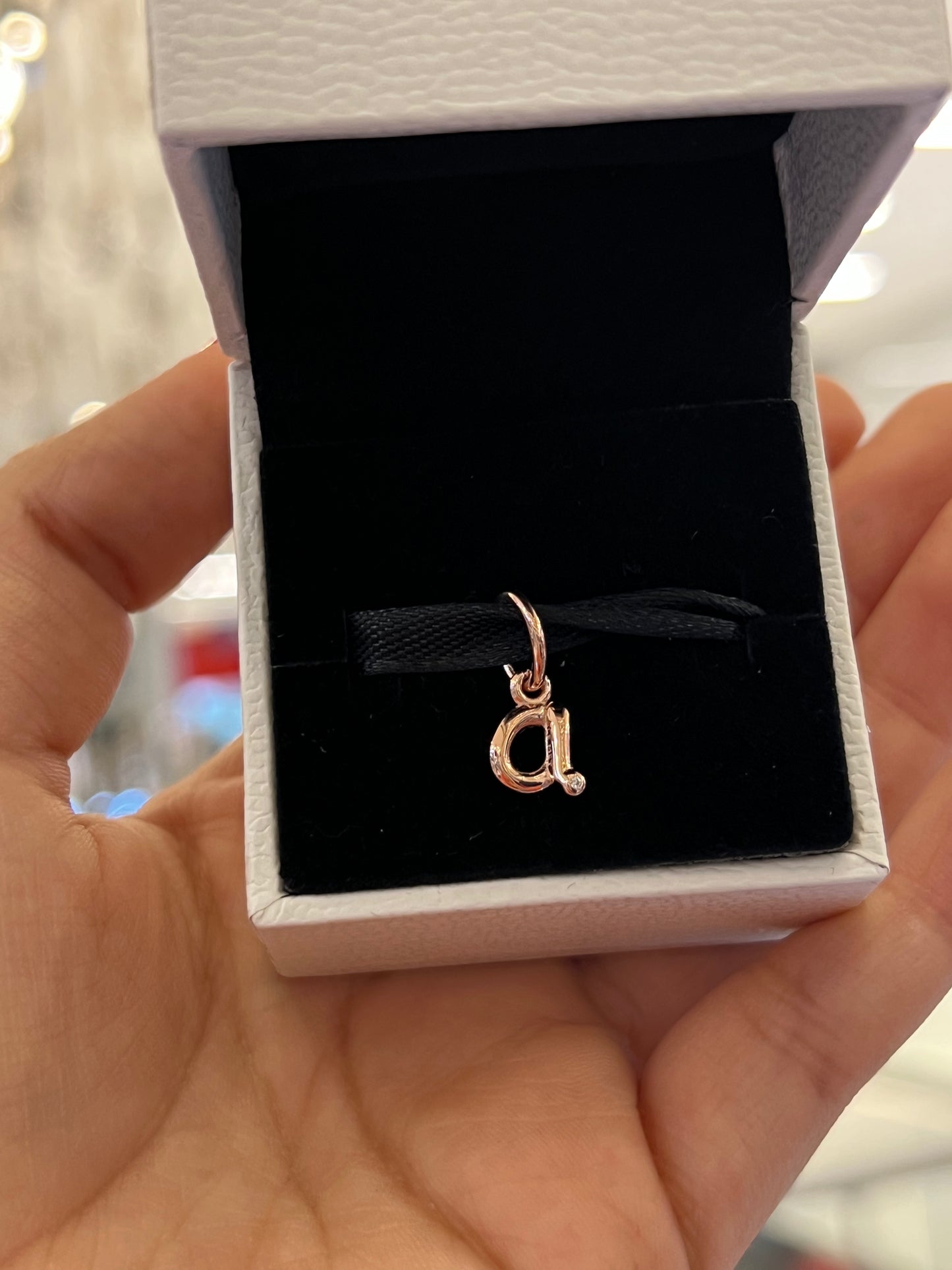 Letra a rose gold - Colgante