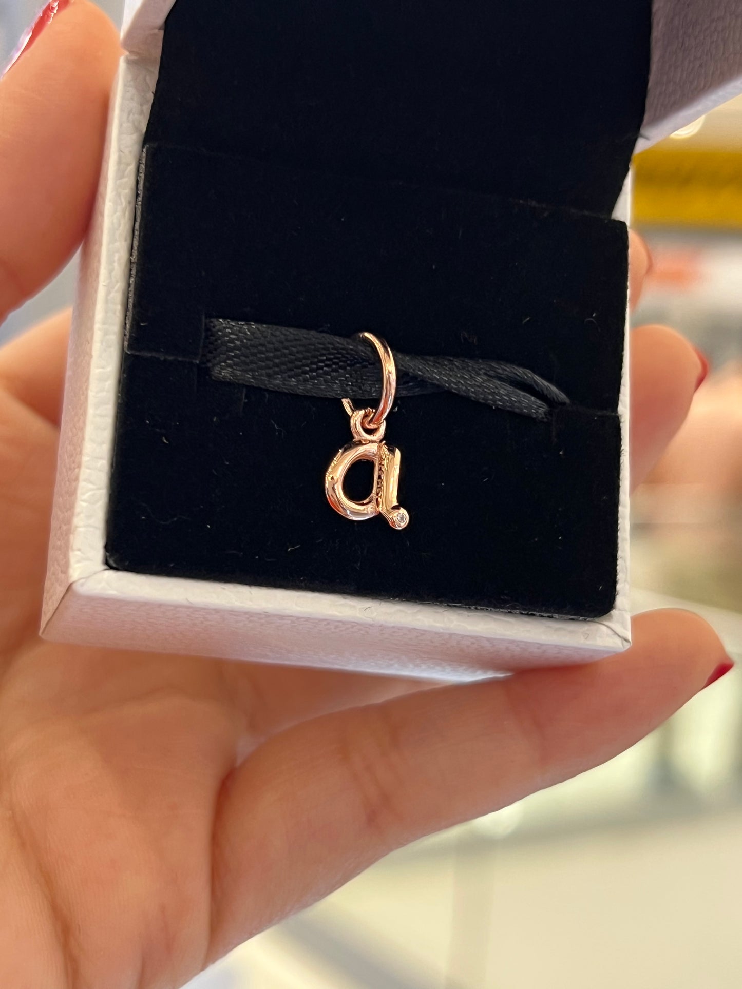 Letra a rose gold - Colgante