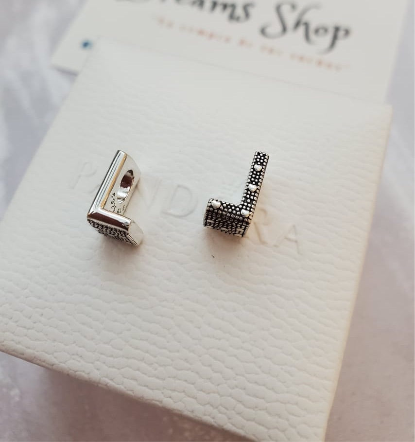Charm Letra L