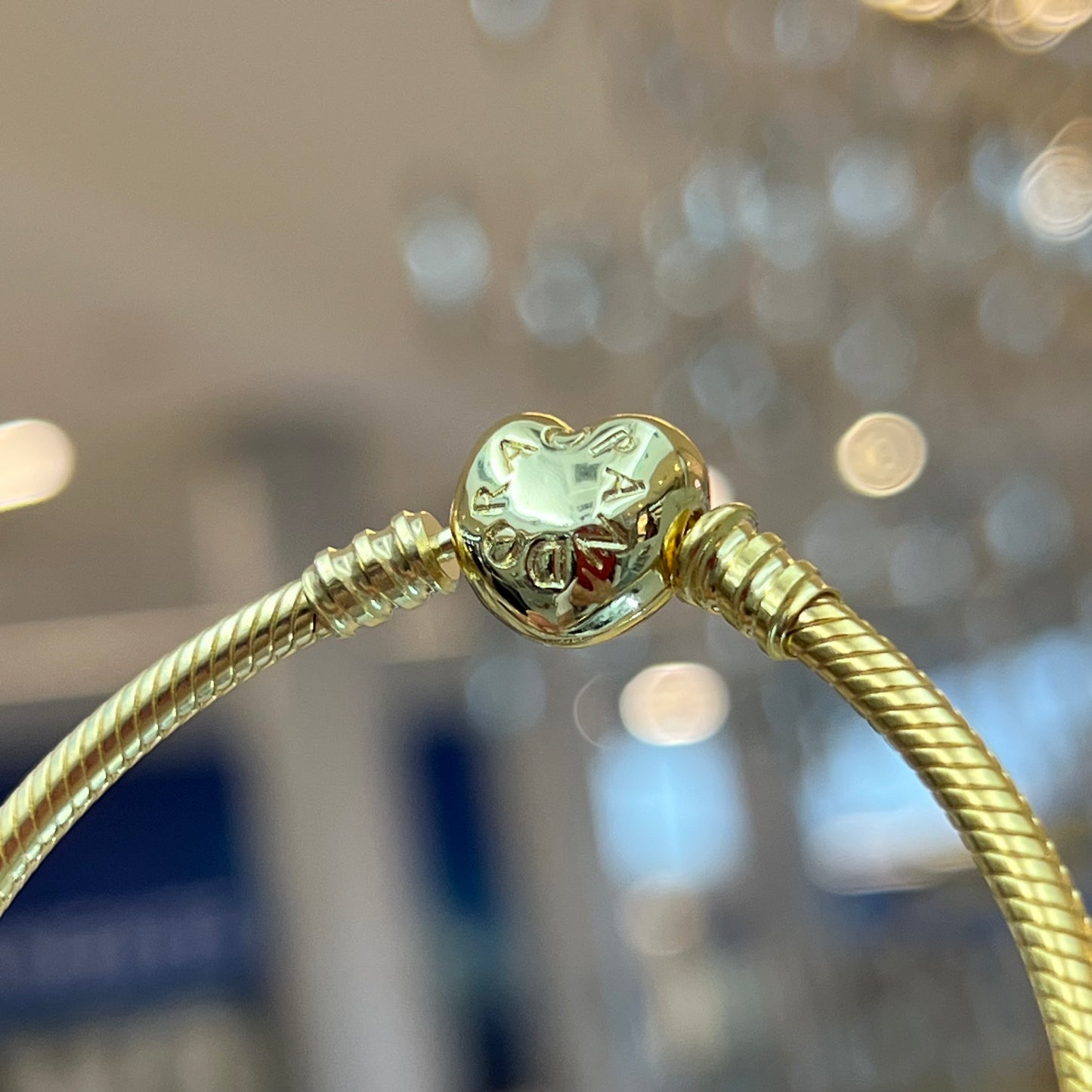 Brazalete Corazon Dorado