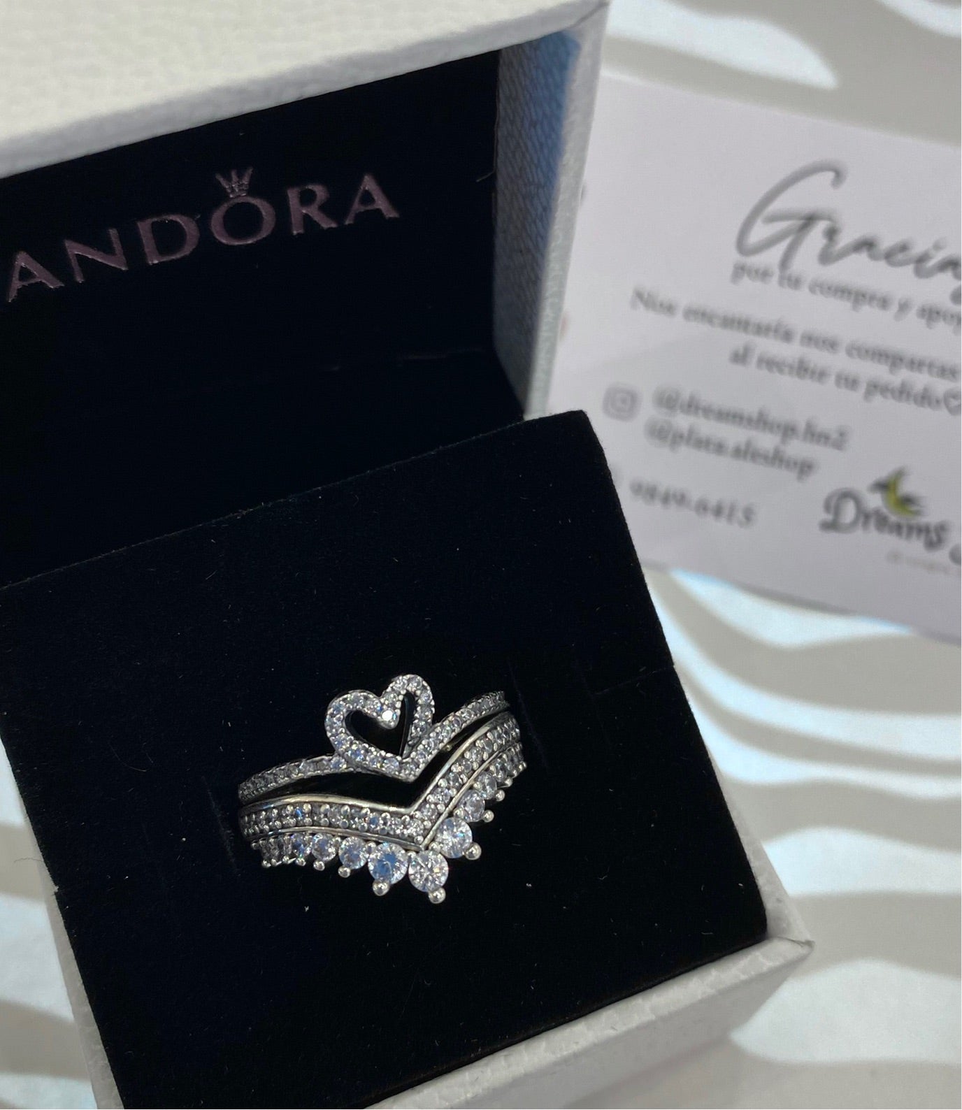 Set 2 anillos tiara y corazón espumoso