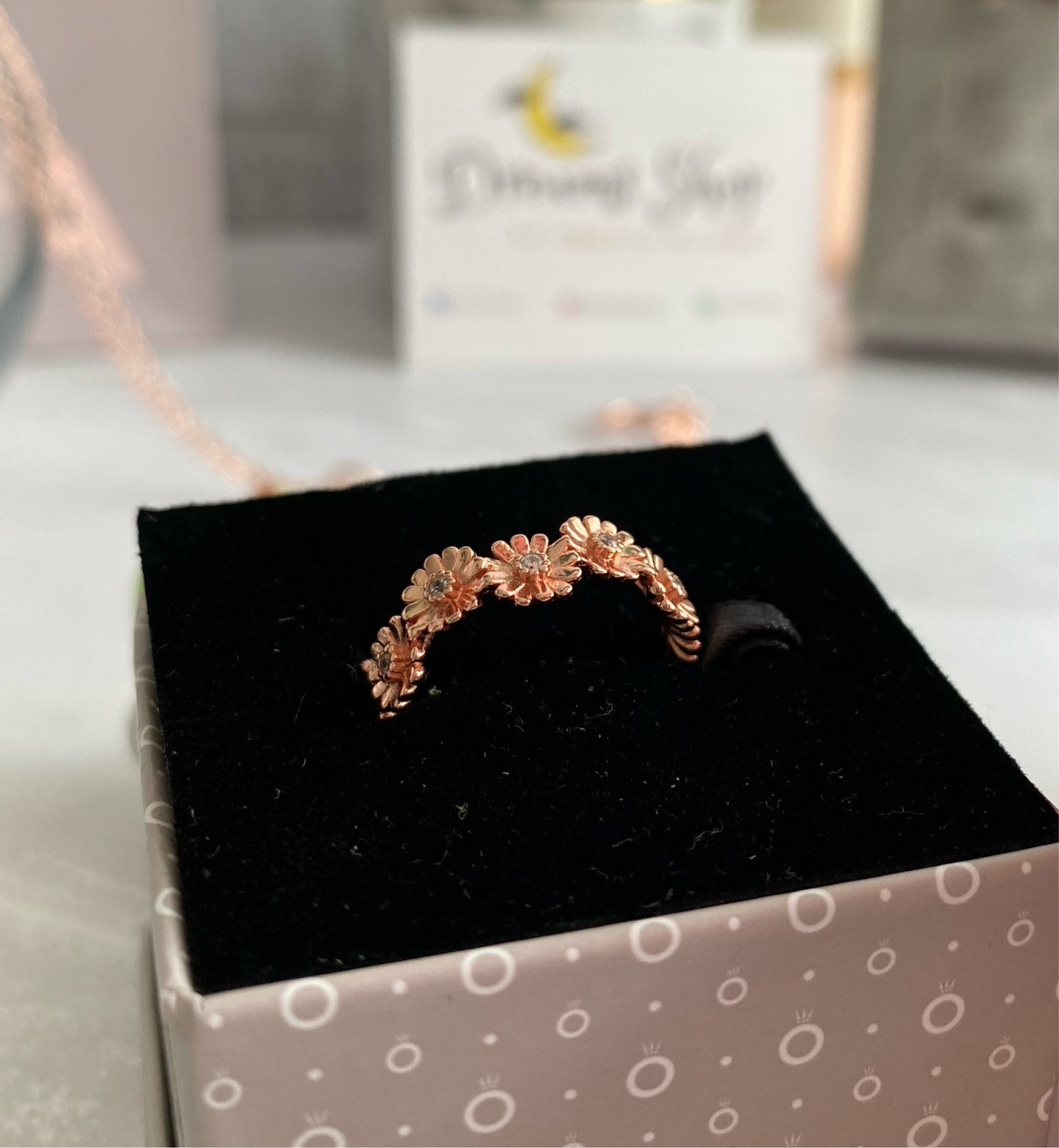 Anillo Corona de Margaritas Brillantes Rose Gold