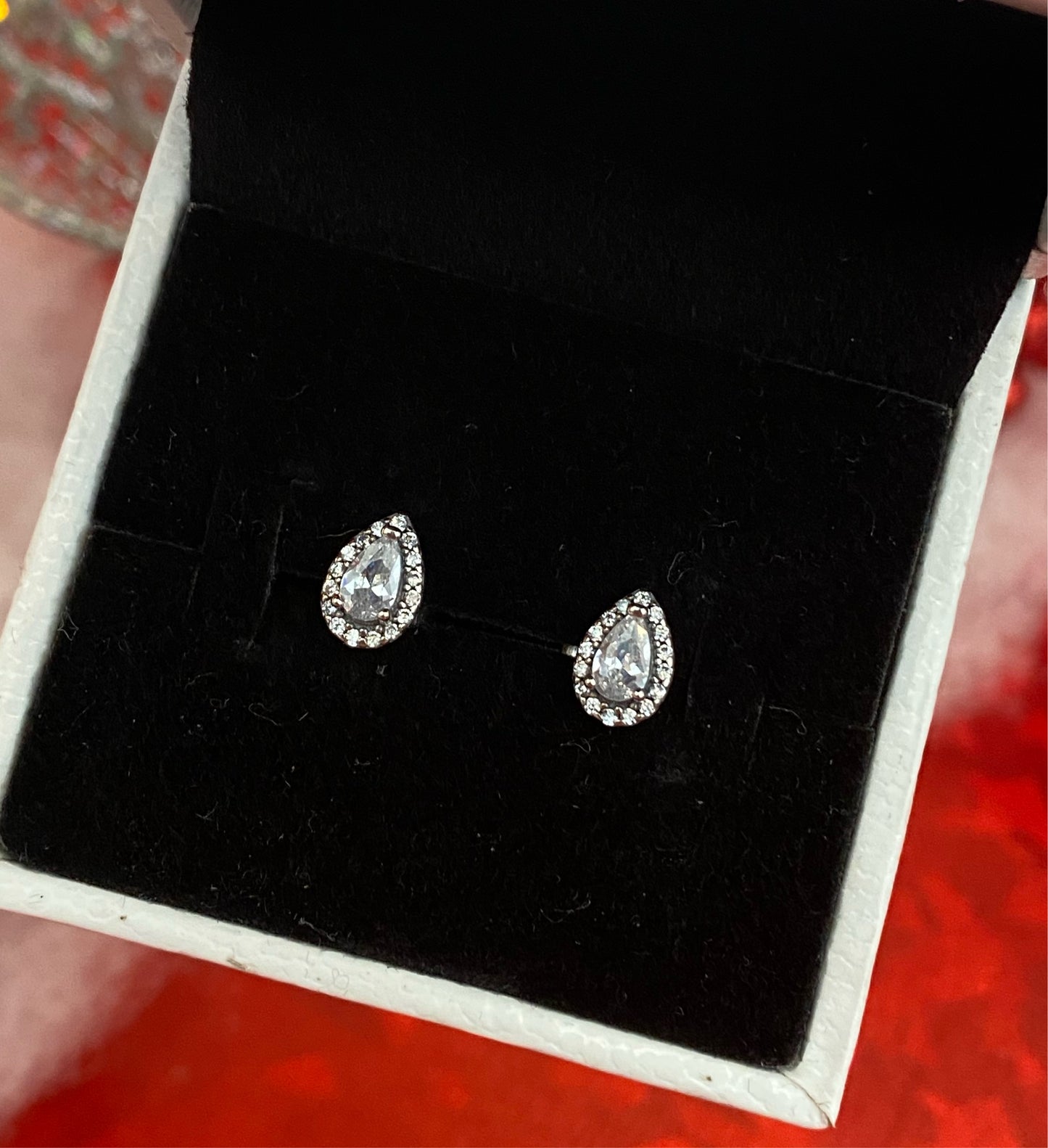 Aretes Lágrimas Radiantes