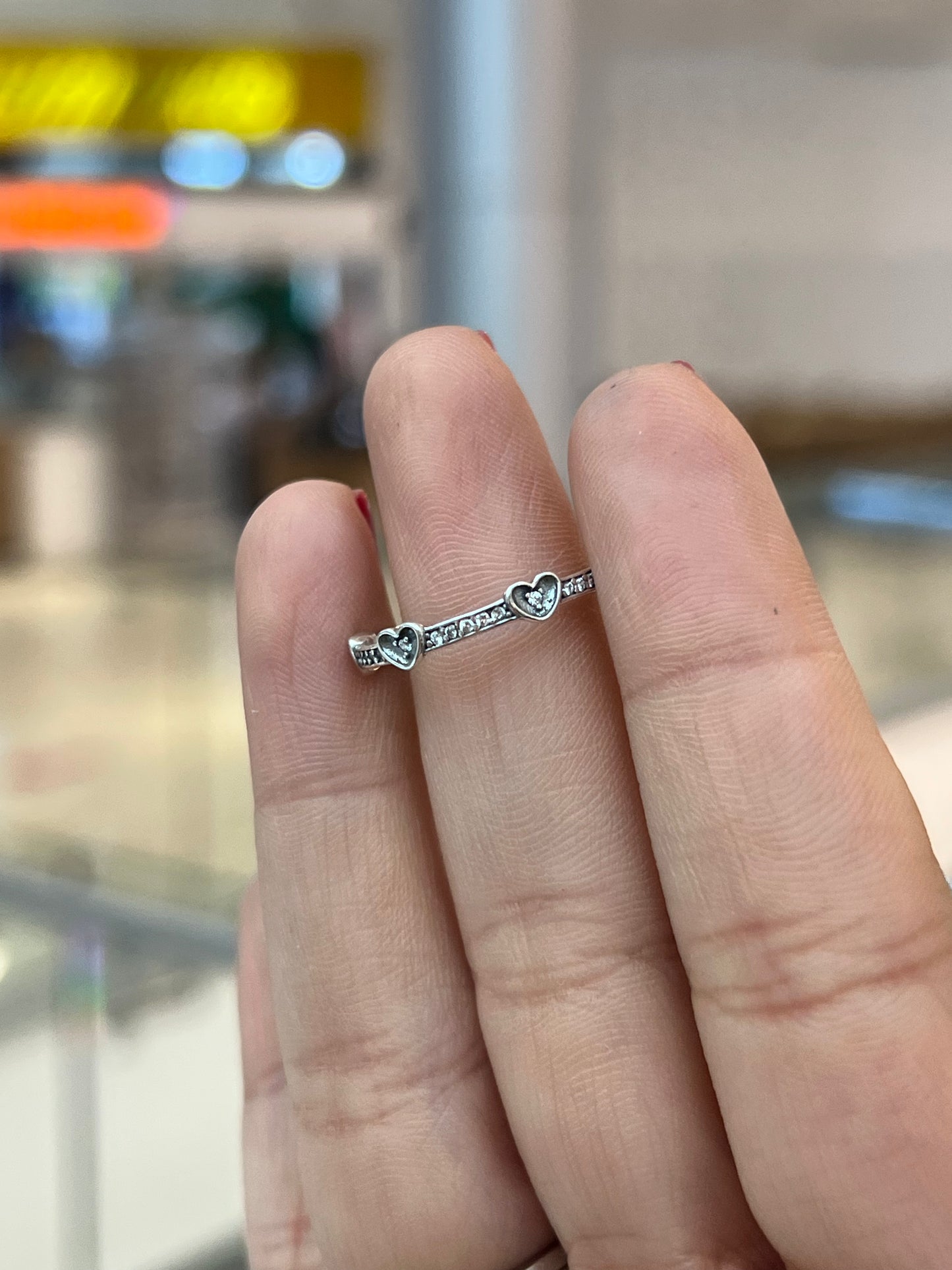Anillo Corazones Radiantes Brillantes