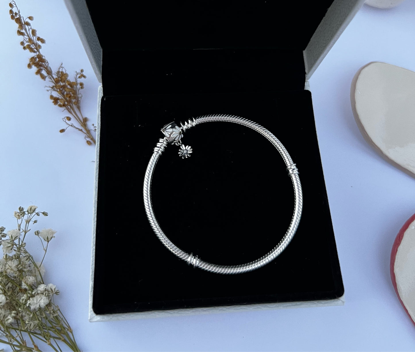 Brazalete Margarita Colgante