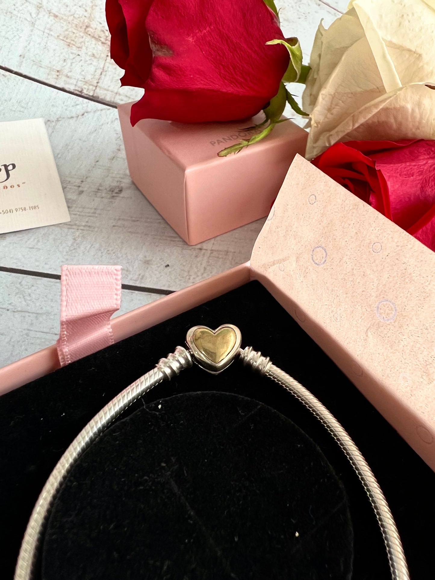 Brazalete Corazón Centro Dorado
