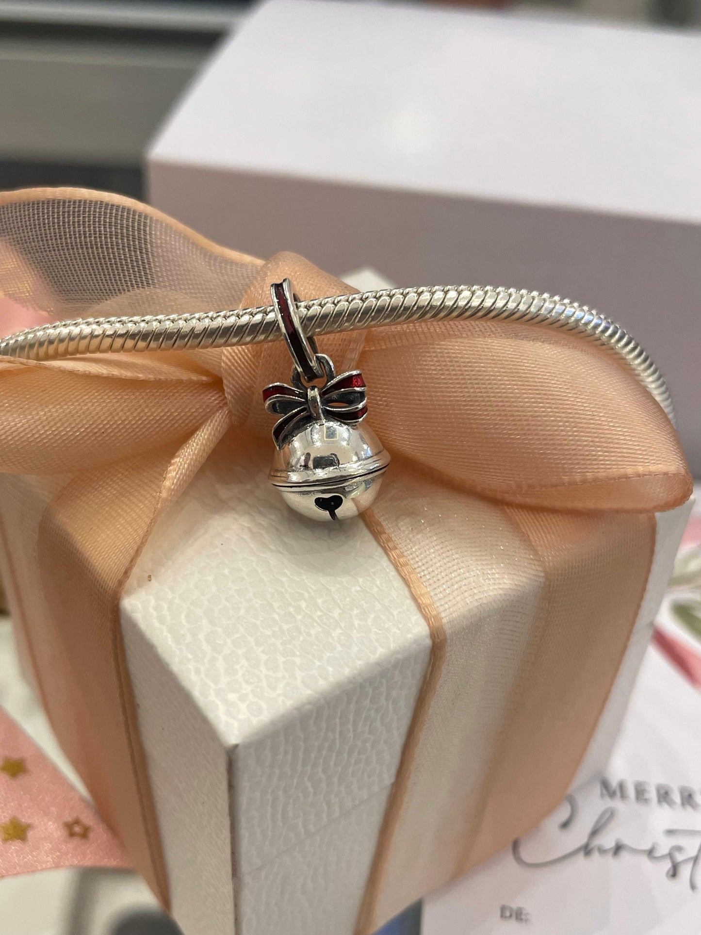 Charm Colgante Cascabel Navideño