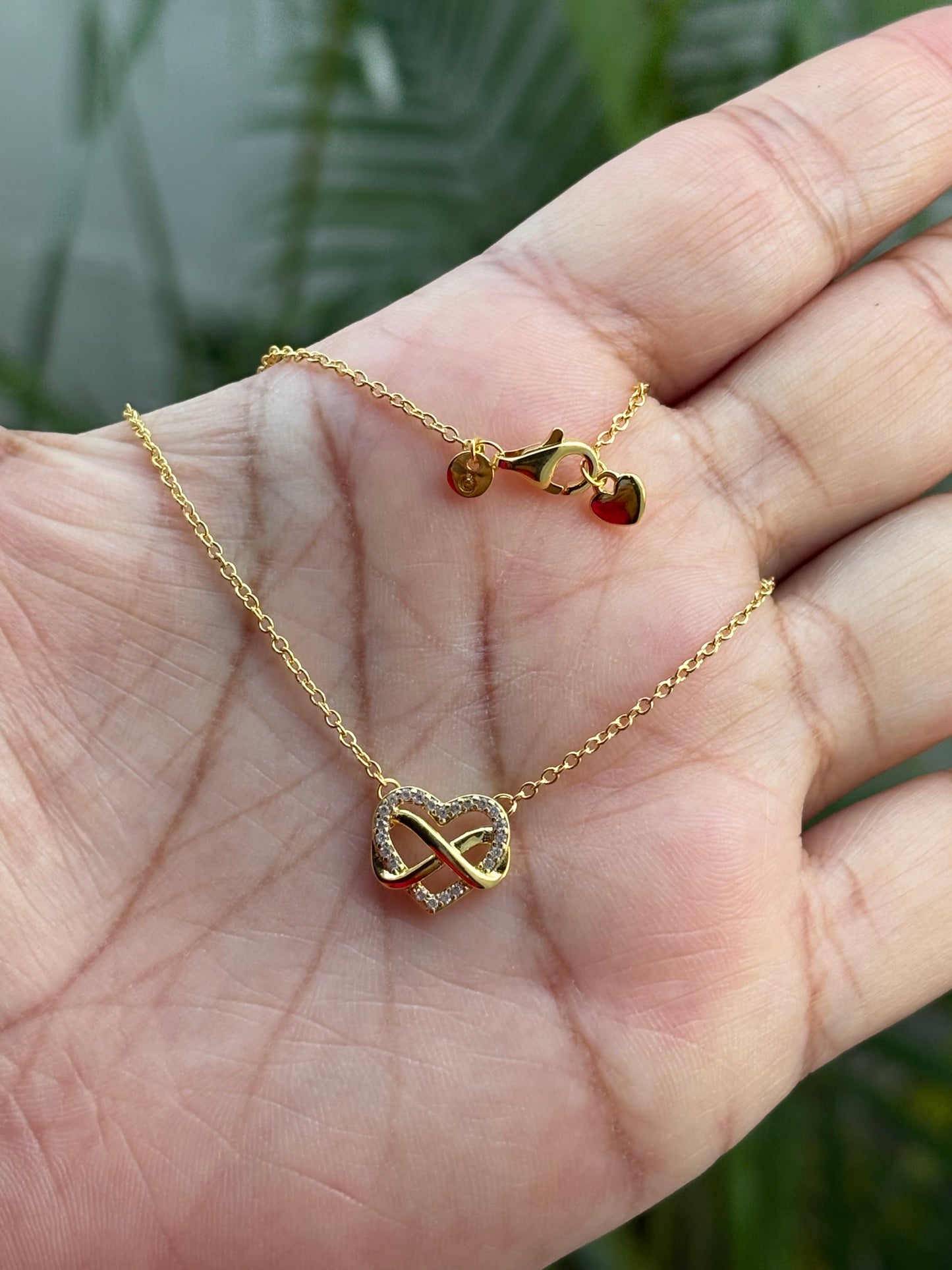 Collar de Infinito Brillante