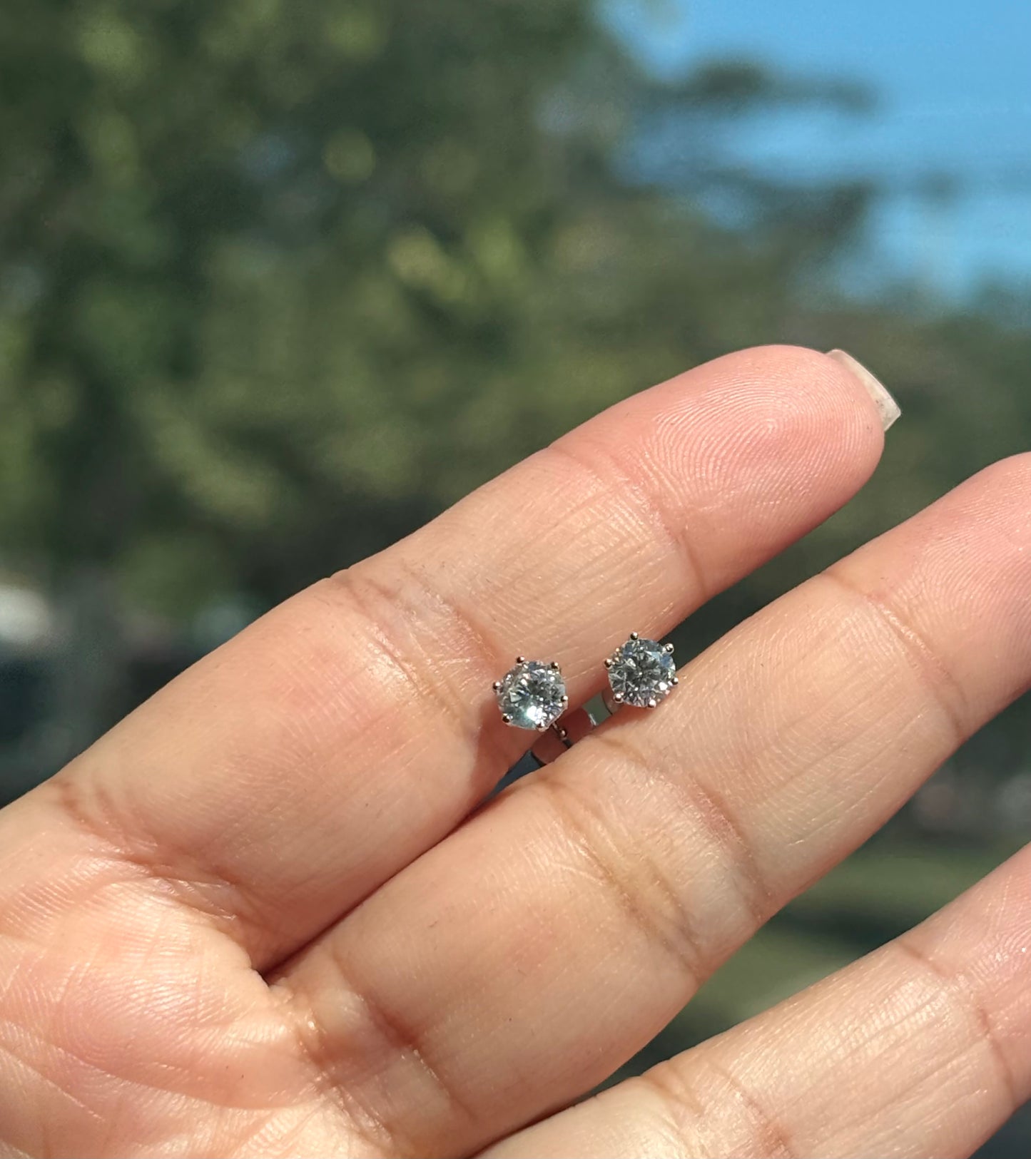 Aretes Solitario Silver - Moissanita