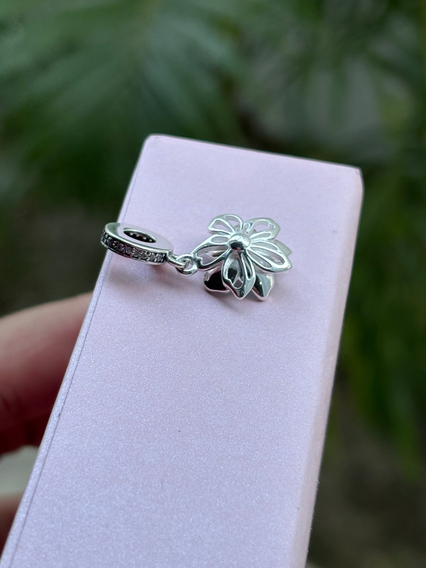Charm Flor Cerezo Silver y Azul