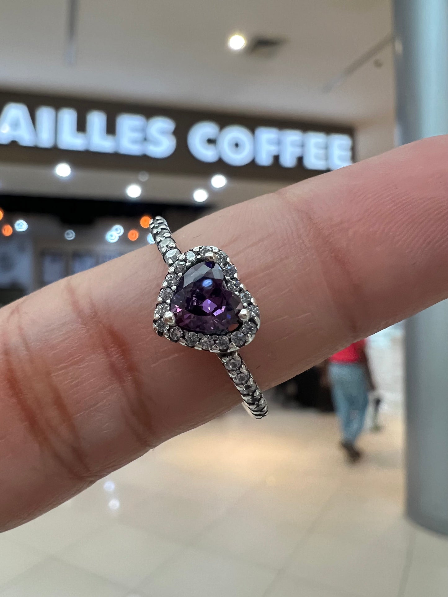 Anillo Corazón Morado Brillante