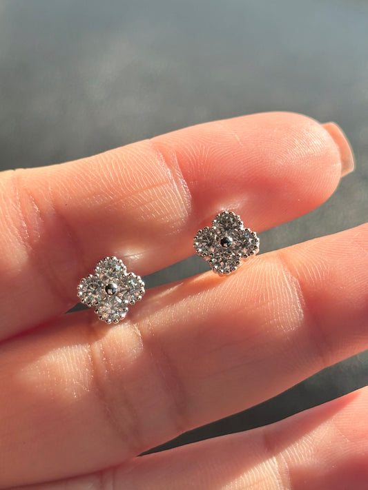 Aretes Trébol Silver - Moissanita