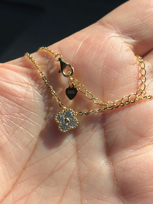 Collar Trébol Gold - Moissanita