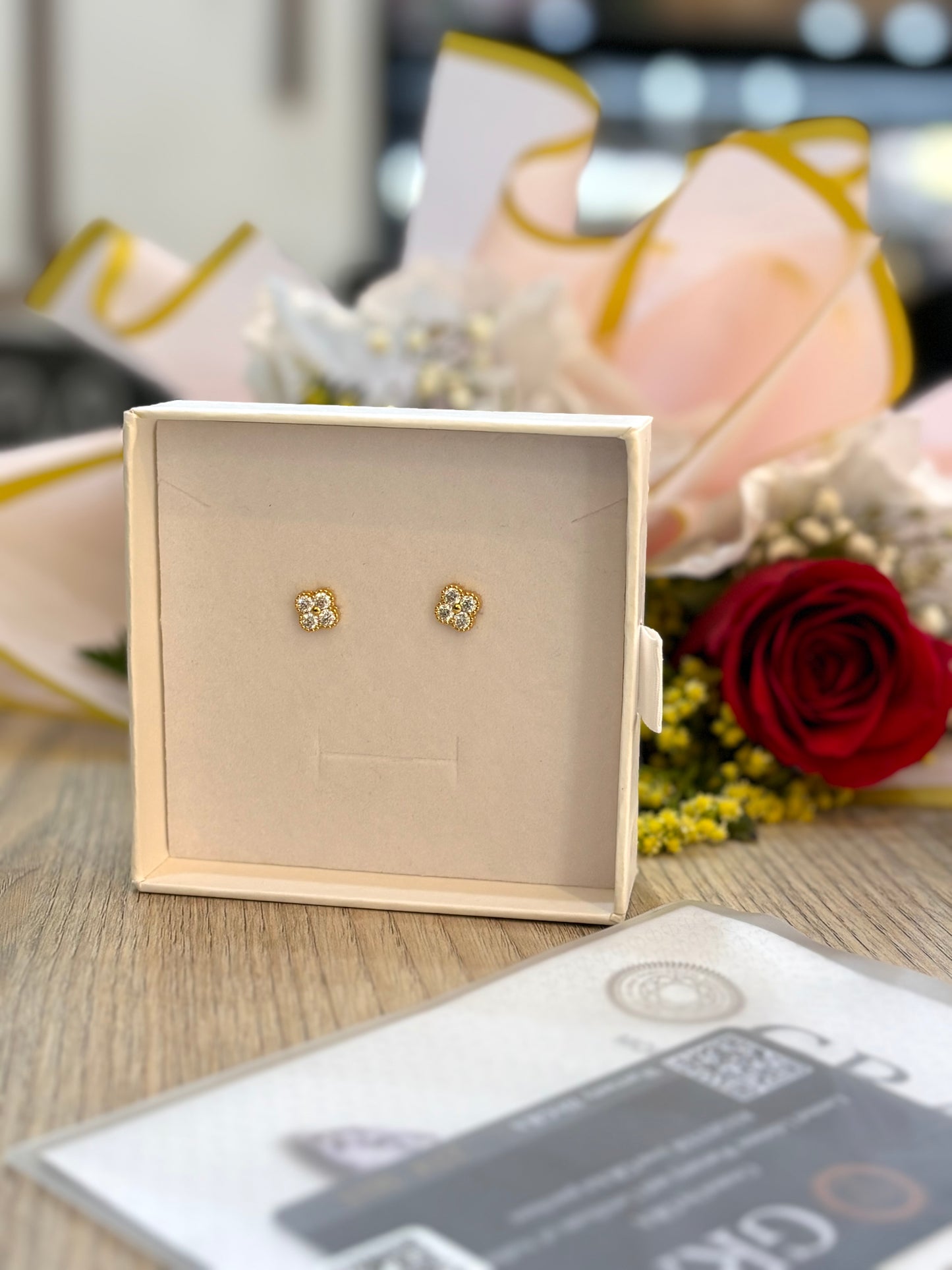 Aretes Trébol Gold - Moissanita
