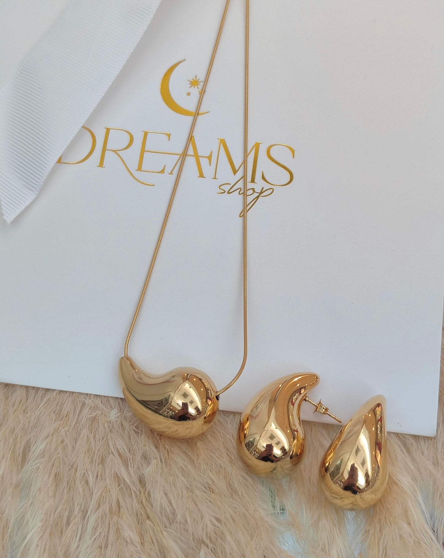 Set Collar y Aretes Gota Audaz - Gold