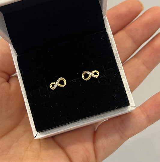 Aretes Infinito Brillante Dorados