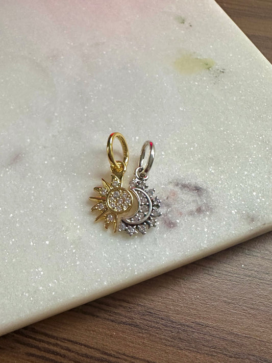 Charm Divisible Sol y Luna