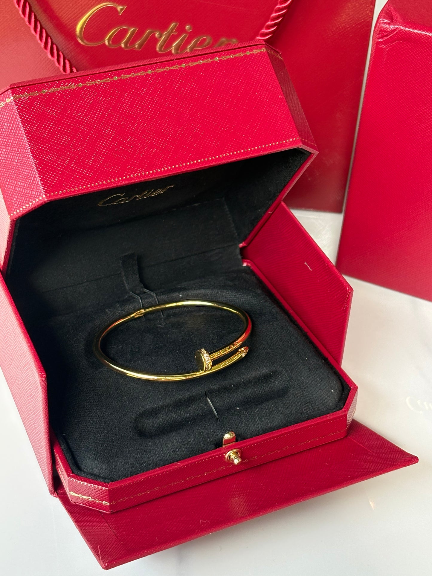 Brazalete Clavo Cartier - Gold