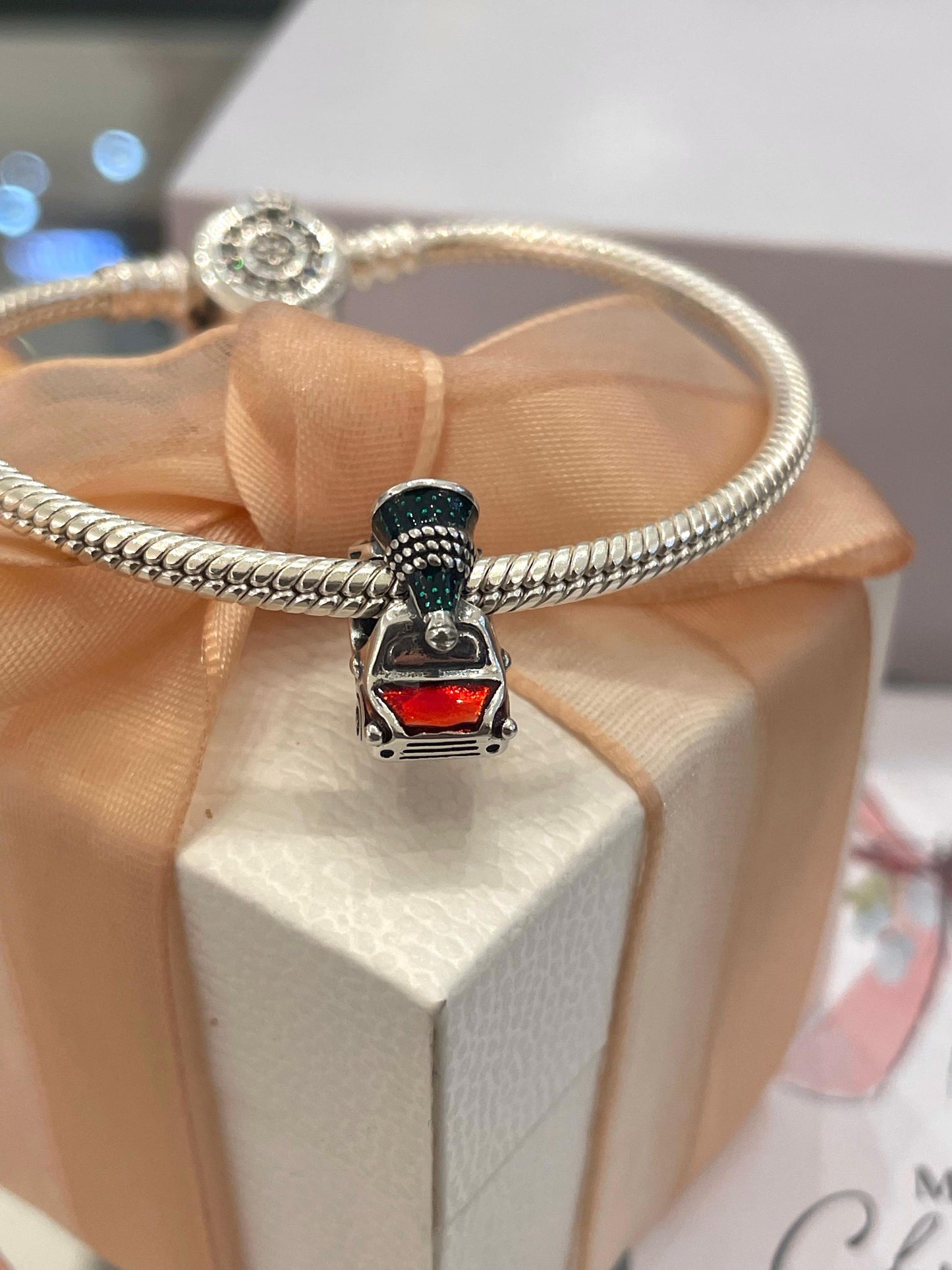 Charm Coche y Árbol de Navidad
