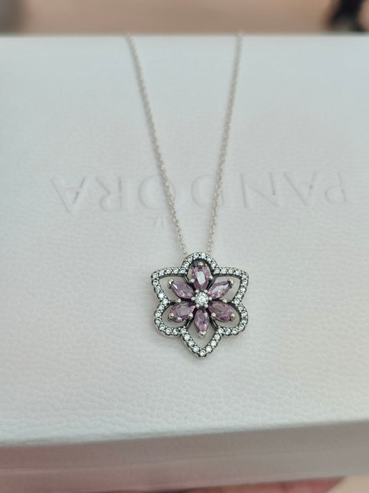 Collar Flor Floreciendo
