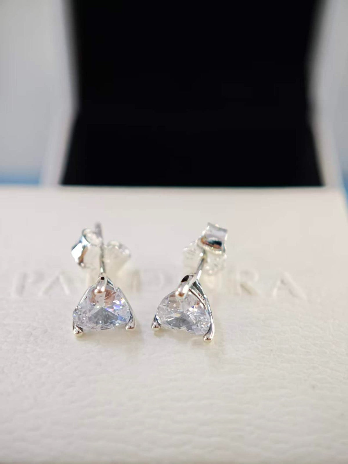 Aretes Corazón Solitario Brillante Silver