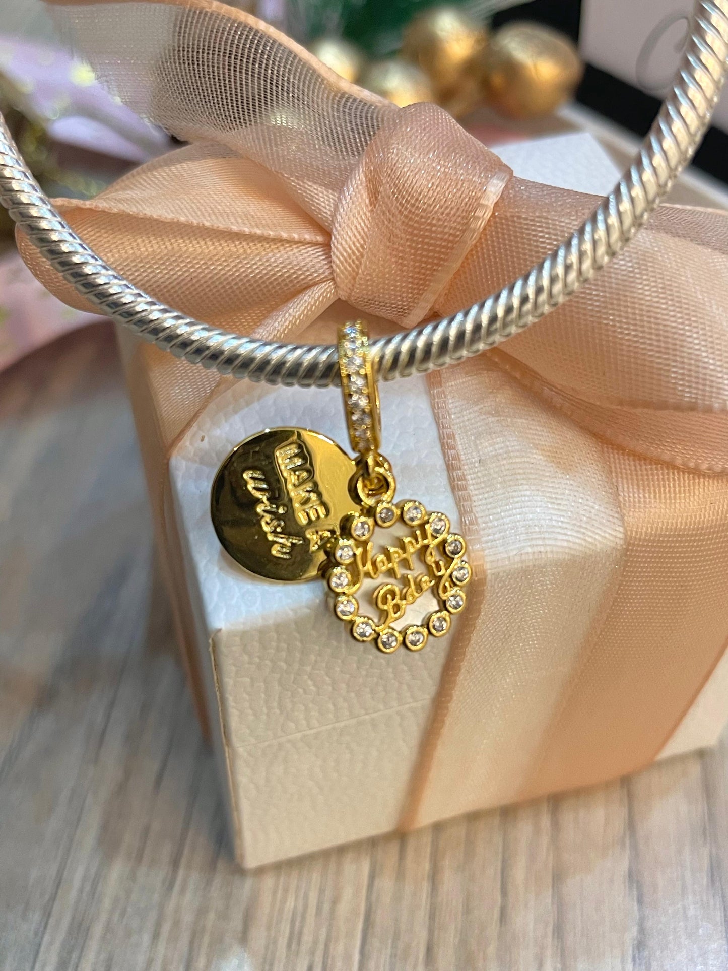 Charm Happy Birthday - Dorado