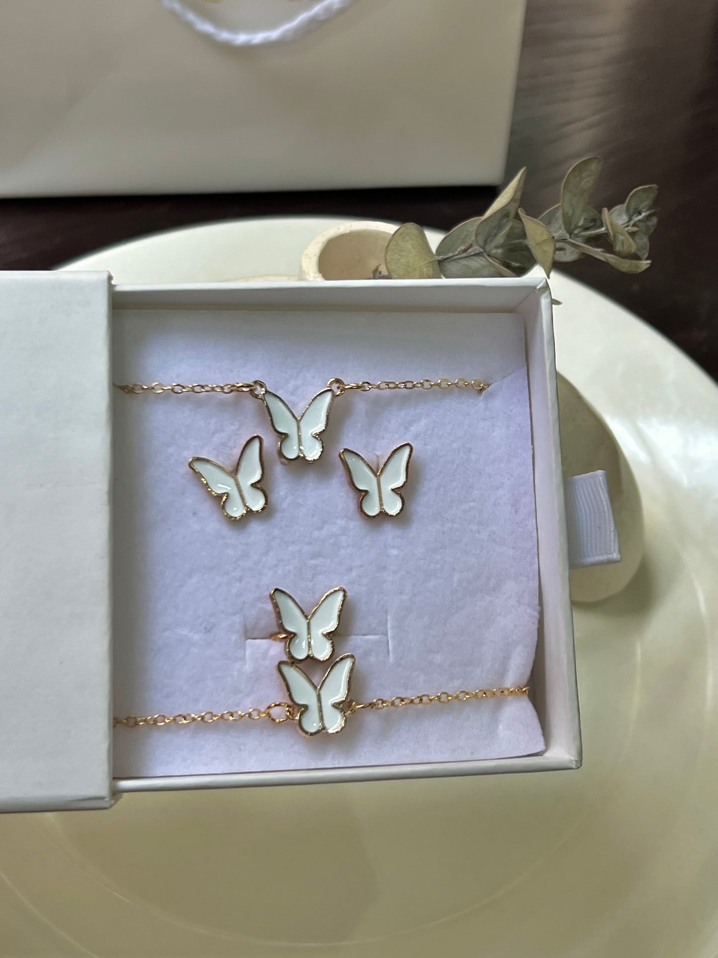 Set de Mariposas Blanco