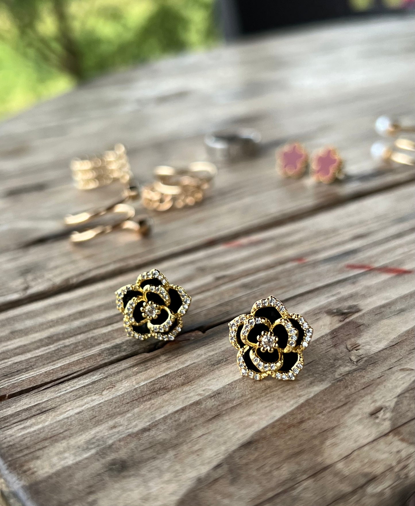 Aretes Rosa - Black & Gold