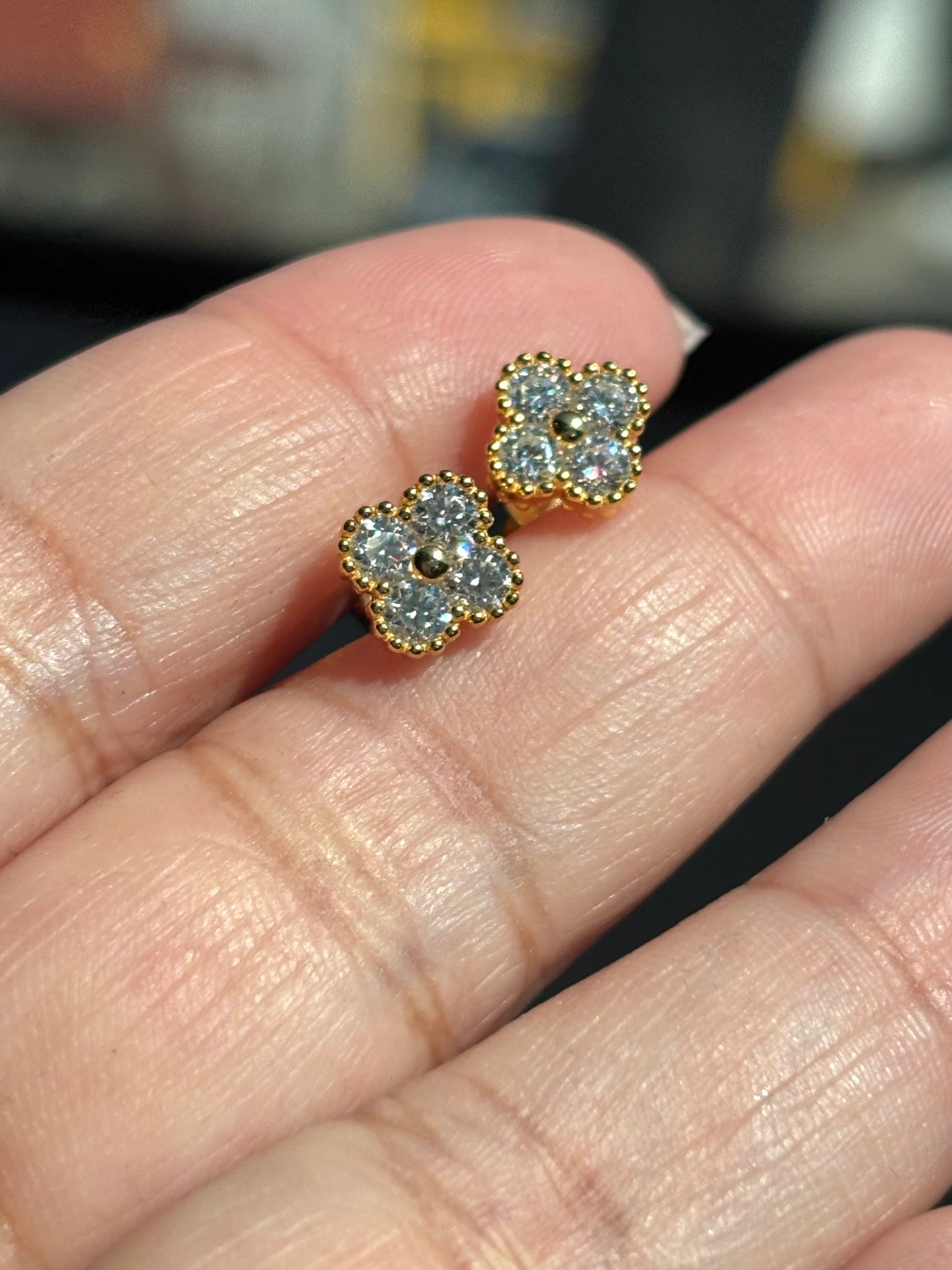 Aretes Trébol Gold - Moissanita