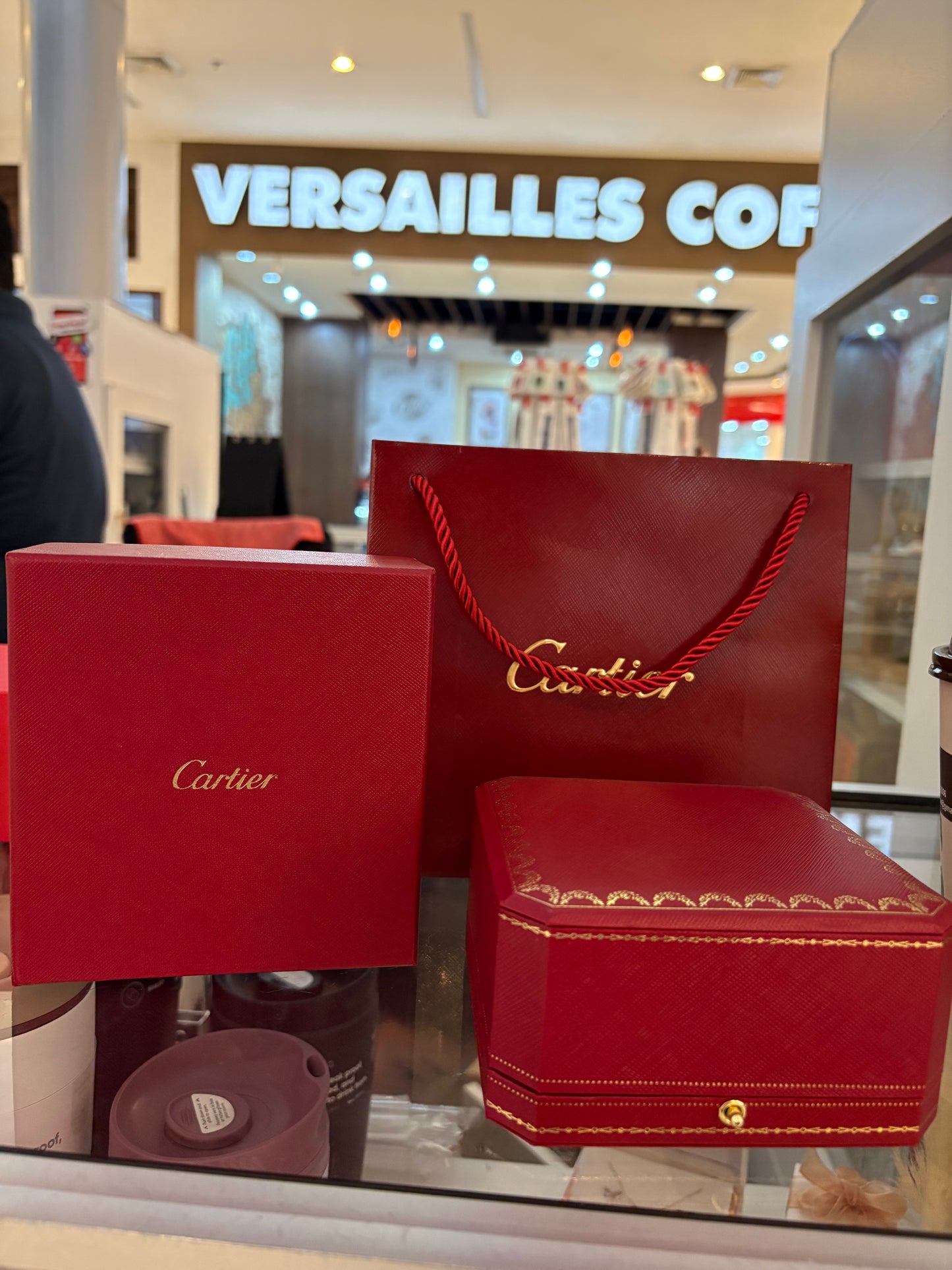 Estuche y Bolsa Regalo Cartier